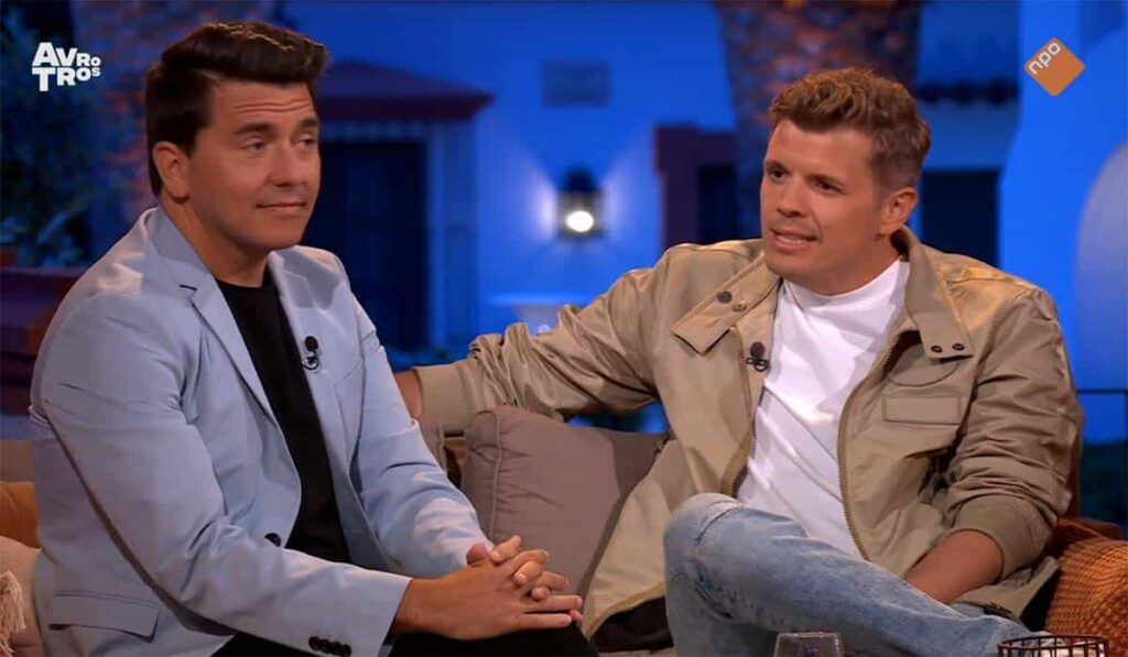 Jan Smit en Jaap Reesema aka Jake Reese in geprek tijdens televisieprogramma Beste Zangers.